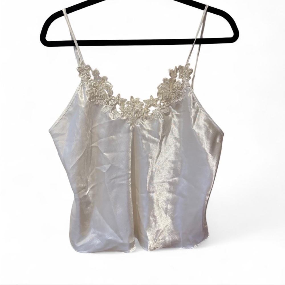 Vintage Elegant Cream Lace Trim Women's Top